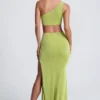 Rochie maxi cu un umăr și detalii metalice Rosalia, în culoarea verde măslin