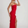 Rochie maxi cu volane și decolteu bandeau Nevali, roșie Rochie maxi cu volane și decolteu bandeau Nevali, roșie