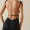 Rochie maxi Devika cu spate decupat și volane, negru Rochie maxi Devika cu spate decupat și volane, negru