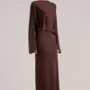 Rochie maxi drapată cu mâneci lungi Lani în culoarea ciocolată Rochie maxi drapată cu mâneci lungi Lani în culoarea ciocolată