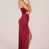 Rochie maxi drapată până la coapse Matilde Bandeau în roșu cireș Rochie maxi drapată până la coapse Matilde Bandeau în roșu cireș