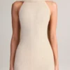 Rochie maxi Dree cu guler halter și detalii de eșarfă din tricot cu nervuri, în culoarea crem
