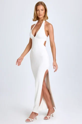 Rochie maxi Elisana cu guler halter și bordură din dantelă modală, în culoarea albă