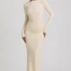 Rochie Maxi fără spate, cu volane, din modal Regine, în culoarea ivoriu Rochie Maxi fără spate, cu volane, din modal Regine, în culoarea ivoriu
