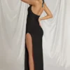 Rochie maxi Indi cu gât halter, negru Rochie maxi Indi cu gât halter, negru