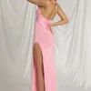 Rochie Maxi Indi cu gât în V, în roz bomboană Rochie Maxi Indi cu gât în V, în roz bomboană