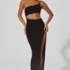 Rochie maxi Ishtar cu un umăr decupat, în culoarea neagră Rochie maxi Ishtar cu un umăr decupat, în culoarea neagră
