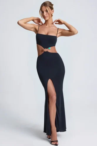 Rochie maxi Julitta cu decupaje și detalii metalice, negru Rochie maxi Julitta cu decupaje și detalii metalice, negru