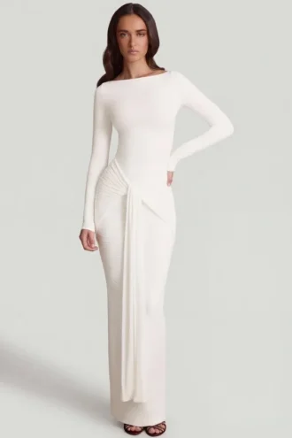 Rochie maxi Mericia din jersey moale, cu guler barcă și drapaj, în culoarea alb Rochie maxi Mericia din jersey moale, cu guler barcă și drapaj, în culoarea alb