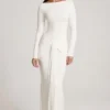 Rochie maxi Mericia din jersey moale, cu guler barcă și drapaj, în culoarea alb