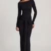 Rochie maxi Mericia din jersey moale, cu guler barcă și drapaj, în negru