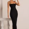 Rochie Maxi Monte Carlo cu guler în cascadă și ornamente, negru