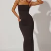 Rochie maxi mulată cu volane Ryatt în negru Rochie maxi mulată cu volane Ryatt în negru