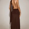 Rochie maxi Navina din jersey moale, cu decolteu adânc și gât halter, în culoarea ciocolată Rochie maxi Navina din jersey moale, cu decolteu adânc și gât halter, în culoarea ciocolată