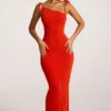 Rochie maxi Noelia din jersey texturat, cu spate decupat, în roșu aprins Rochie maxi Noelia din jersey texturat, cu spate decupat, în roșu aprins