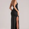 Rochie maxi Oona cu decolteu adânc și gât halter, în culoarea neagră