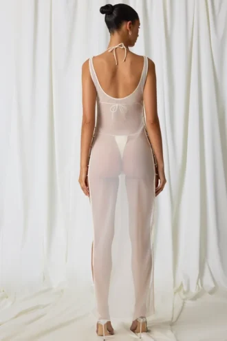 Rochie Maxi Pacifica cu decupaje și detalii din perle, în culoarea alb perlat