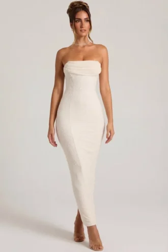Rochie maxi Palermo cu guler cowl și bandou decorat, în culoarea alb Rochie maxi Palermo cu guler cowl și bandou decorat, în culoarea alb