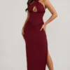 Rochie maxi Penelope cu gât halter și corset cu șireturi, în roșu fructe de pădure Rochie maxi Penelope cu gât halter și corset cu șireturi, în roșu fructe de pădure
