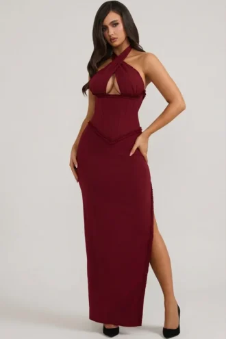 Rochie maxi Penelope cu gât halter și corset cu șireturi, în roșu fructe de pădure Rochie maxi Penelope cu gât halter și corset cu șireturi, în roșu fructe de pădure