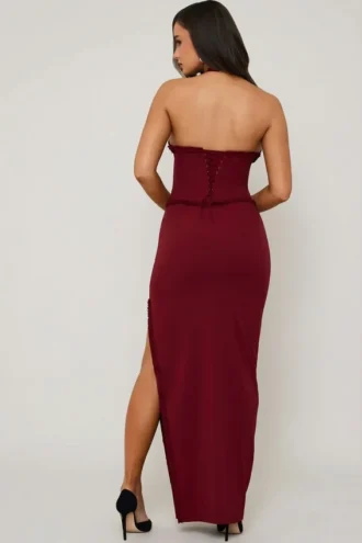 Rochie maxi Penelope cu gât halter și corset cu șireturi, în roșu fructe de pădure Rochie maxi Penelope cu gât halter și corset cu șireturi, în roșu fructe de pădure