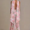 Rochie maxi Primrose Premium cu detalii de eșarfă, cu imprimeu floral roz