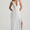 Rochie Maxi Pryana cu decolteu adânc și spate încrucișat, de culoare albă Rochie Maxi Pryana cu decolteu adânc și spate încrucișat, de culoare albă