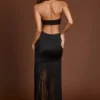 Rochie maxi Solferina cu decolteu adânc și franjuri, în culoarea negru Rochie maxi Solferina cu decolteu adânc și franjuri, în culoarea negru