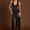 Rochie maxi Solferina cu decolteu adânc și franjuri, în culoarea negru Rochie maxi Solferina cu decolteu adânc și franjuri, în culoarea negru