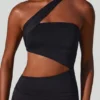 Rochie maxi Suvi cu decolteu asimetric, drapată și decupată, în negru Rochie maxi Suvi cu decolteu asimetric, drapată și decupată, în negru