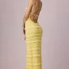 Rochie maxi Tove cu volane, decolteu în spate și gât halter, în galben lămâie Rochie maxi Tove cu volane, decolteu în spate și gât halter, în galben lămâie