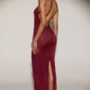 Rochie maxi transparentă cu spate decupat și ornamente, model Celandine, în culoarea burgund Rochie maxi transparentă cu spate decupat și ornamente, model Celandine, în culoarea burgund