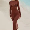 Rochie maxi transparentă cu spate decupat Naura, în culoarea ciocolată Rochie maxi transparentă cu spate decupat Naura, în culoarea ciocolată