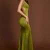 Rochie maxi Vittoria cu decolteu rotund și șireturi în spate, de culoare verde măslin Rochie maxi Vittoria cu decolteu rotund și șireturi în spate, de culoare verde măslin