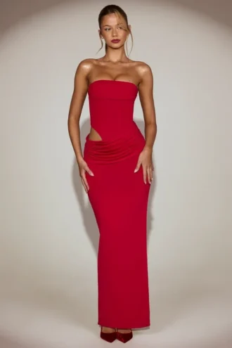 Rochie maxi Zorya din jersey moale, cu decupaje, în culoarea True Red Rochie maxi Zorya din jersey moale, cu decupaje, în culoarea True Red