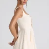 Rochie micro mini A-line cu detaliu de cravată Nanisca, culoare ivoriu Rochie micro mini A-line cu detaliu de cravată Nanisca, culoare ivoriu