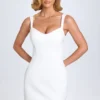 Rochie micro mini Amaria cu decolteu în formă de inimă, în culoare albă Rochie micro mini Amaria cu decolteu în formă de inimă, în culoare albă