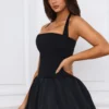 Rochie micro mini Ludmila cu corset, decolteu în V, șireturi și tiv bufant, în negru Rochie micro mini Ludmila cu corset, decolteu în V, șireturi și tiv bufant, în negru