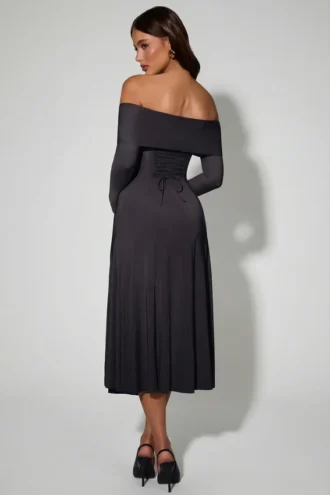 Rochie midi A-line cu dantelă și umeri decupați Nerissa, negru Rochie midi A-line cu dantelă și umeri decupați Nerissa, negru