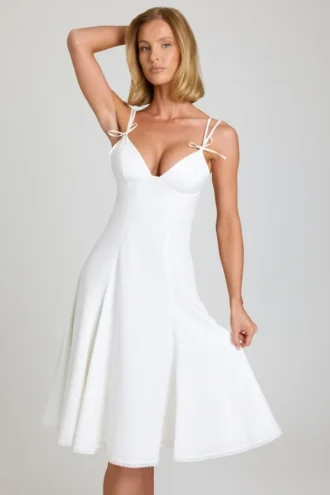 Rochie midi A-line cu detalii cu fundițe Mallory, albă Rochie midi A-line cu detalii cu fundițe Mallory, albă