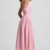 Rochie midi A-line cu detaliu fundă, broderie englezească, de la Saidey, în roz pal Rochie midi A-line cu detaliu fundă, broderie englezească, de la Saidey, în roz pal