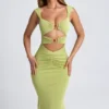 Rochie midi Aelia din modal, cu detalii metalice și decupaje, în nuanța verde măslin Rochie midi Aelia din modal, cu detalii metalice și decupaje, în nuanța verde măslin