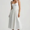 Rochie midi albă cu gât halter și detalii cu nasturi Orlena Rochie midi albă cu gât halter și detalii cu nasturi Orlena
