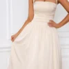 Rochie midi Amelie cu gât halter, dantelată și cu corset plisat, în culoarea ivoriu Rochie midi Amelie cu gât halter, dantelată și cu corset plisat, în culoarea ivoriu