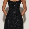 Rochie midi asimetrică Zelina cu decolteu rotund și ornamente, în negru Rochie midi asimetrică Zelina cu decolteu rotund și ornamente, în negru