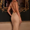 Rochie midi-axială Bellara din dantelă metalică, cu decolteu adânc și spate decupat, în culoarea auriu