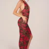 Rochie midi cu decolteu halter și tiv asimetric, cu imprimeu leopard roz Rochie midi cu decolteu halter și tiv asimetric, cu imprimeu leopard roz