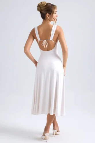 Rochie midi cu decolteu în formă de inimă și volane Thandie, de culoare ivoriu