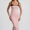 Rochie midi cu detalii de sutien și croi în formă de coadă de pește, model Valentina, în roz cu buline