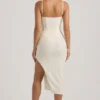 Rochie midi drapată cu ornamente Eliora, albă Rochie midi drapată cu ornamente Eliora, albă